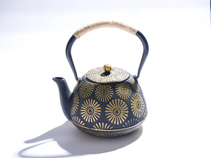 Japanese Cast Iron Tetsubin Teapot – 40oz Black & Gold Enamel with Infuser